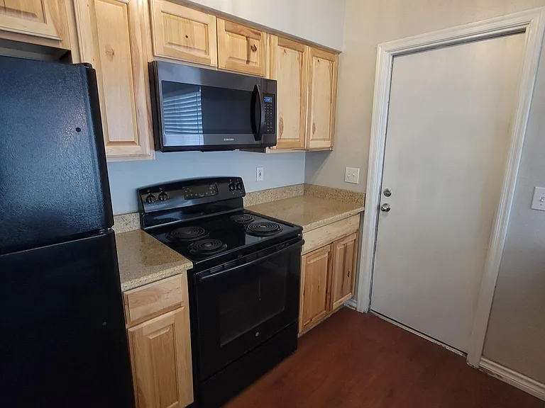 Black appliances