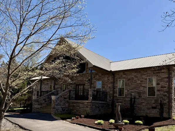 3376 Highway 52 E, Bethpage, TN 37022