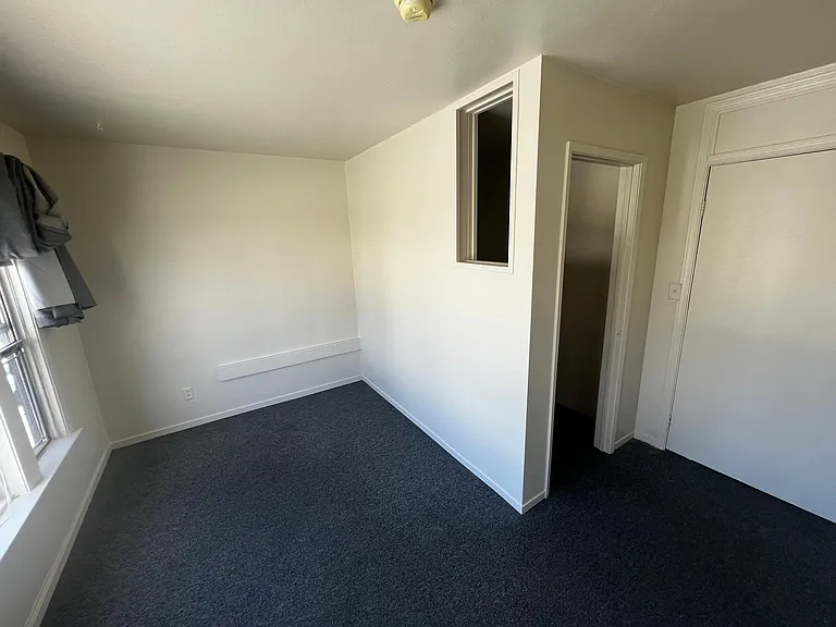 2413 Mission St #B — Photo 6
