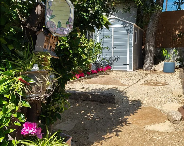 2941 Piedmont Ave — Photo 29