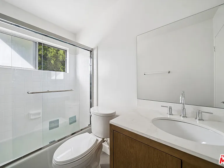 10980 Ohio Ave #201 — Photo 10