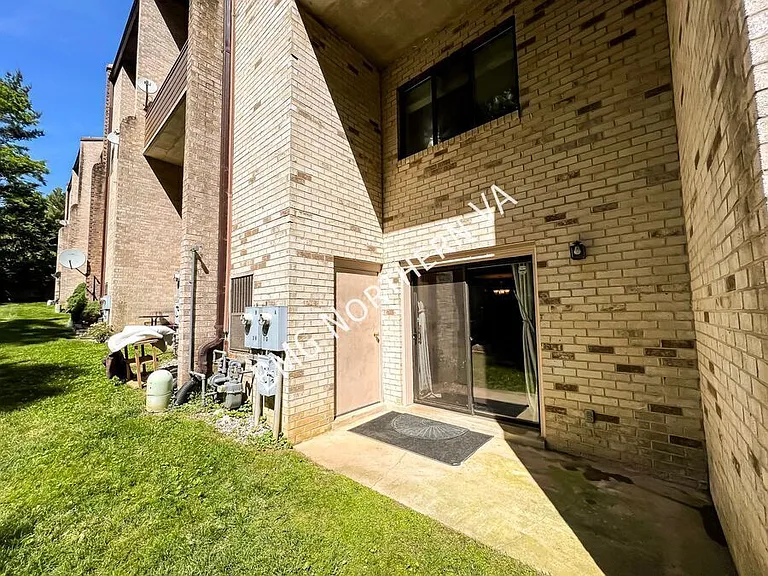 3816B Steppes Ct — Photo 13