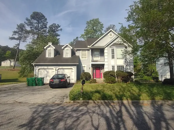 1240 Huntington Place Cir, Lithonia, GA 30058