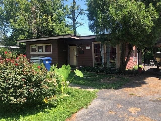 2nd image of 51 Marquette Dr