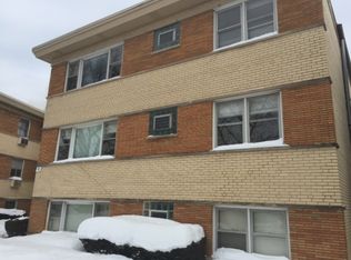 39 Conti Pkwy #1W, Elmwood Park, IL 60707