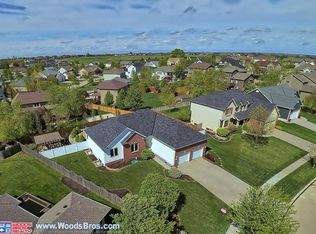 9210 White Hall Ln, Lincoln, NE 68526