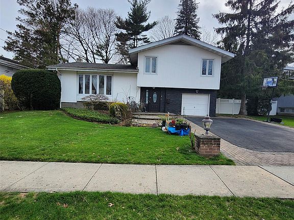 2nd image of 43 Forest Drive