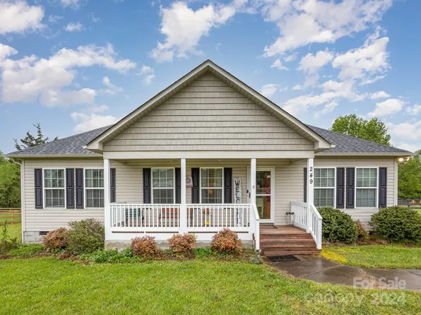 249 Springlake Rd, York, SC 29745