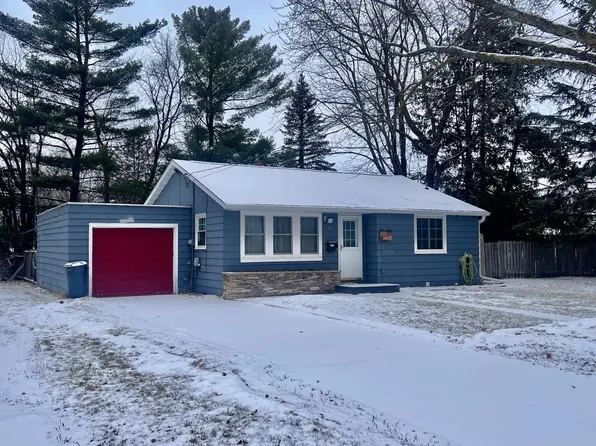 115 Riverside Ave, Park Rapids, MN 56470