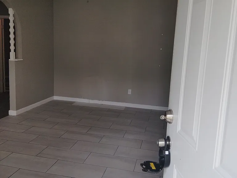 14005 Cimarron Dr — Photo 4