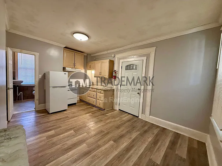 112 S Prince St #1 — Photo 1