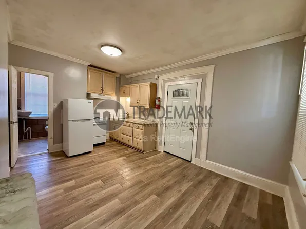 112 S Prince St APT 1, Lancaster, PA 17603