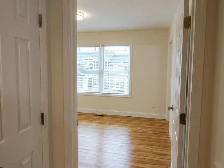 Midway Townhome — Photo 50