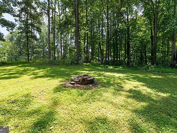 2nd image of 277 Acorn Tree Dr