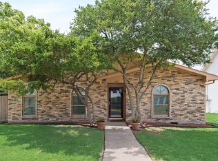 5621 Kerry Ln, Garland, TX