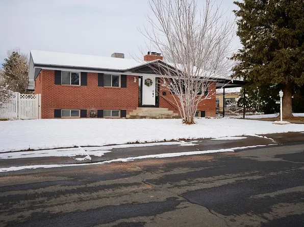 1113 S 11th St, Montrose, CO 81401