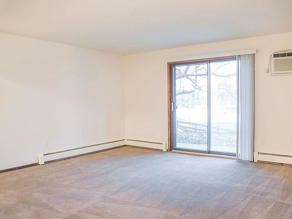 5th image of 8221 Riverview Ln N #47