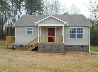 161 Rector St, Campobello, SC 29322