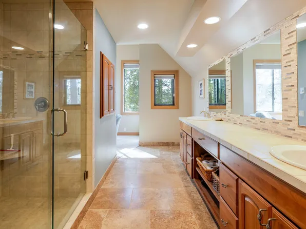 57985 Silver Fir Cir #2, Bend, OR 97707