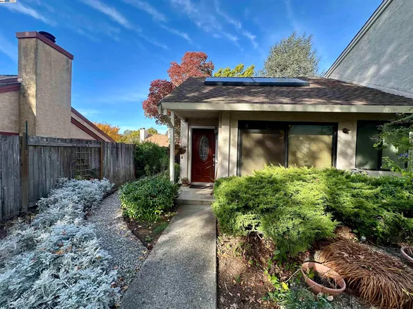 443 Heather Ct, Benicia, CA 94510