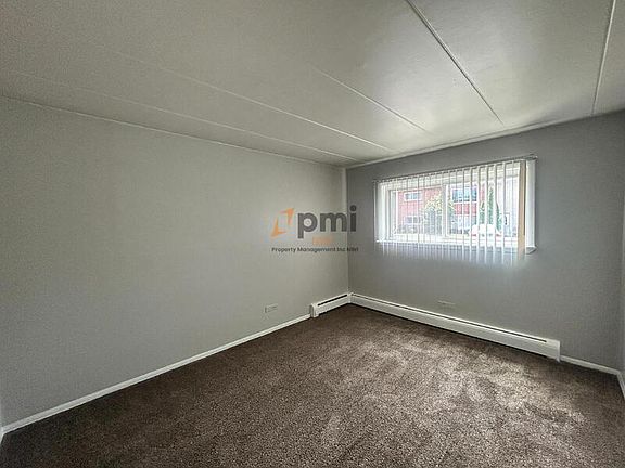 5th image of 105 Harrington Ave APT 9