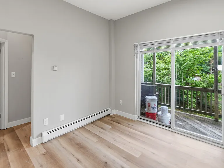 82 Pond St — Photo 16