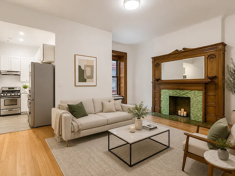 14 W 69th St #8 — Photo 3