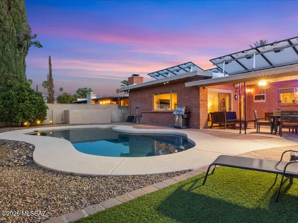 8901 E Bellevue St, Tucson, AZ 85715