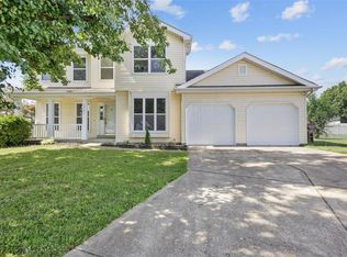 1721 Summergate Ct, Saint Charles, MO