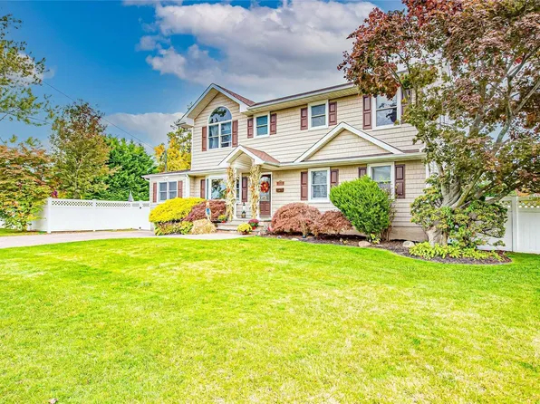 1501 Denver Avenue, Bay Shore, NY 11706