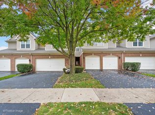 6152 Wingate Dr, Lisle, IL