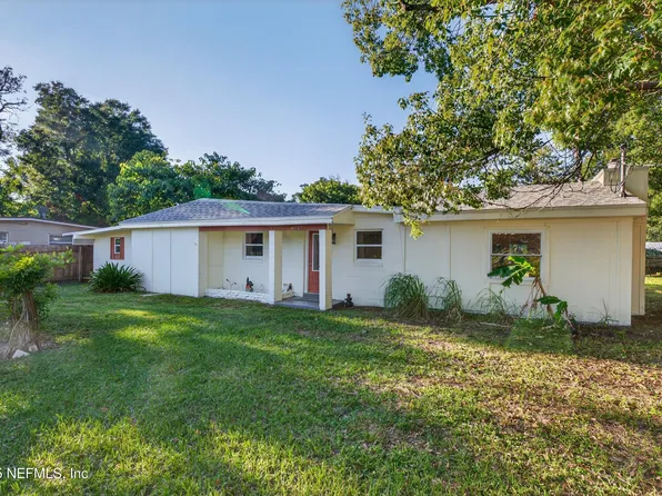6923 N KING ARTHUR Road N, Jacksonville, FL 32211