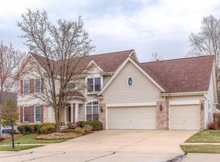 1402 Hawkins Meadow Dr, Fenton, MO 63026