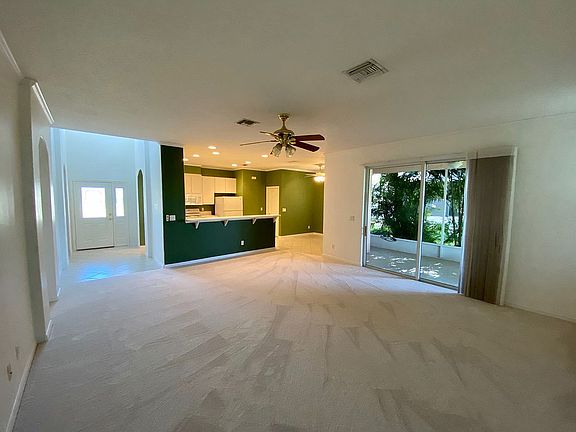 5th image of 6018 Sailboat Ave