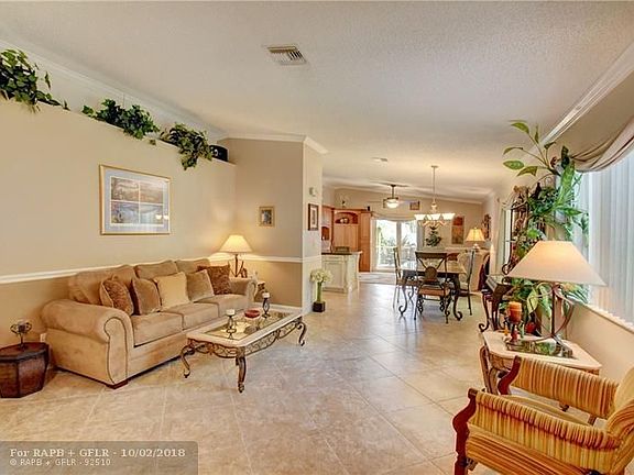 5th image of 1229 SW 46th Ave