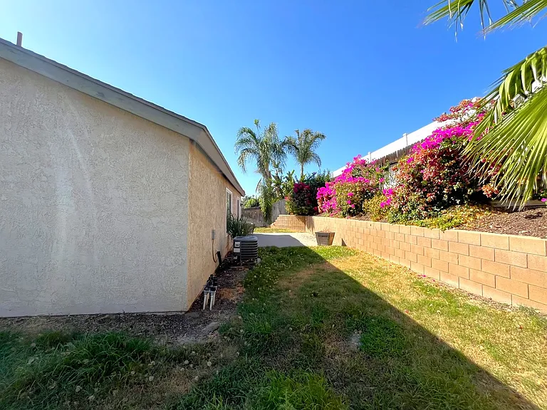 2757 Aries Ln — Photo 33