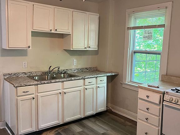 4th image of 809 S Fred Shuttlesworth Cir #3