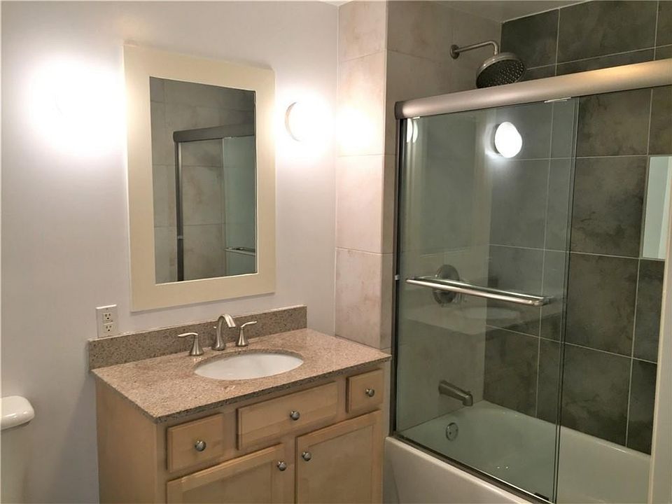 1st image of 1 S Astor St APT 202