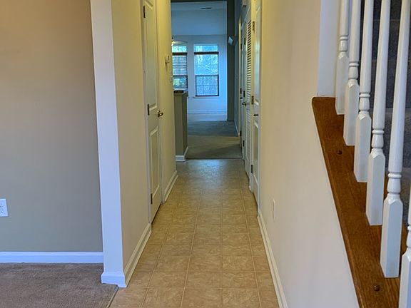 2nd image of 36405 Ridgeshore Ln