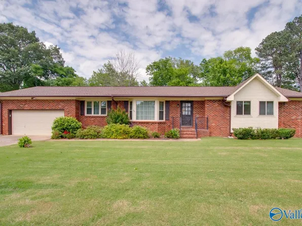 1223 Briar Hollow Trl SE, Huntsville, AL 35802