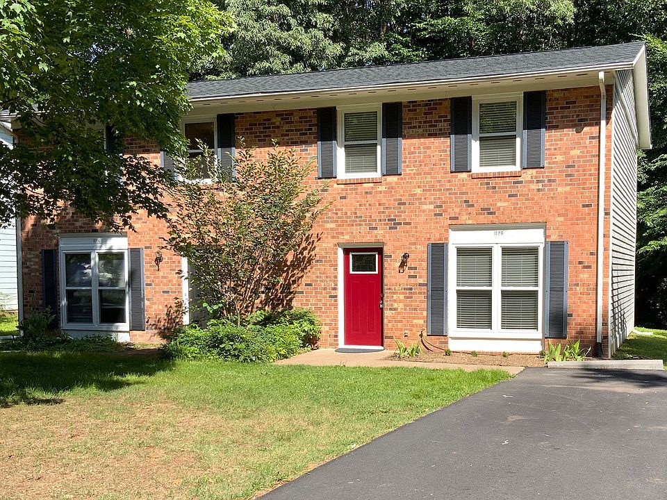 1st image of 112 Longwood Dr #B