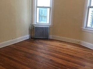 137 Beech St APT 2R, Yonkers, NY 10701
