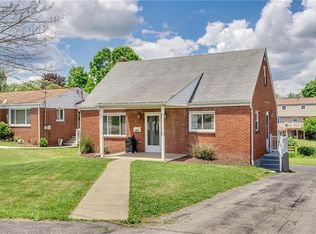 122 Meadow Dr, Trafford, PA 15085