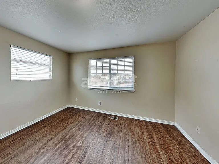 13009 Magnolia St — Photo 20