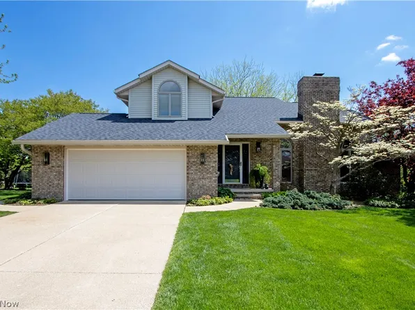 1961 Canterbury Ln, Wooster, OH 44691