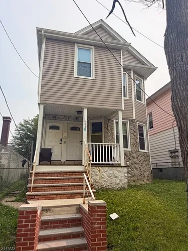 1008 Boudinot Pl Photo 1