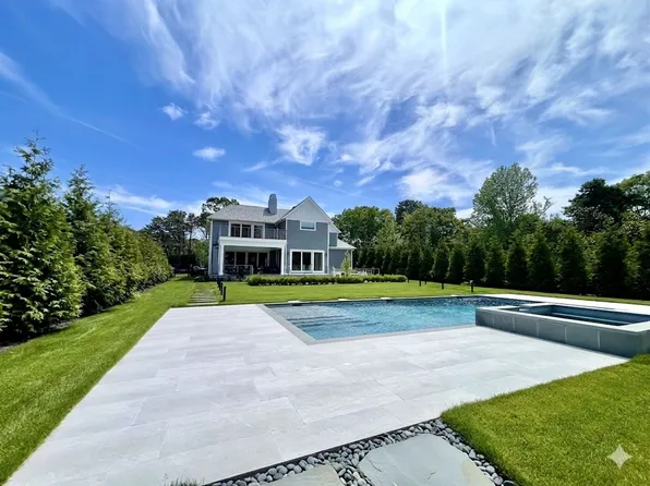 59 Shinnecock Hills Rd, Southampton, NY 11968