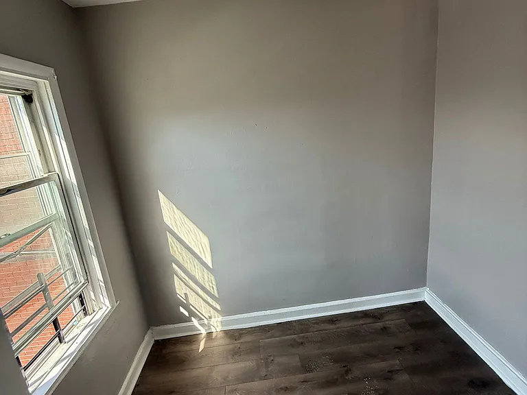 353 Fair St #4 — Photo 5