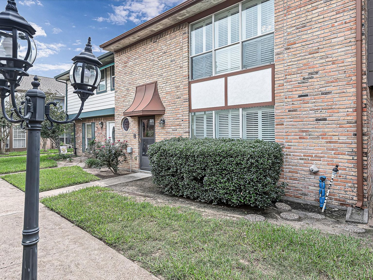 14668 Perthshire Rd APT C, Houston, TX 77079 | MLS #85759748 | Zillow