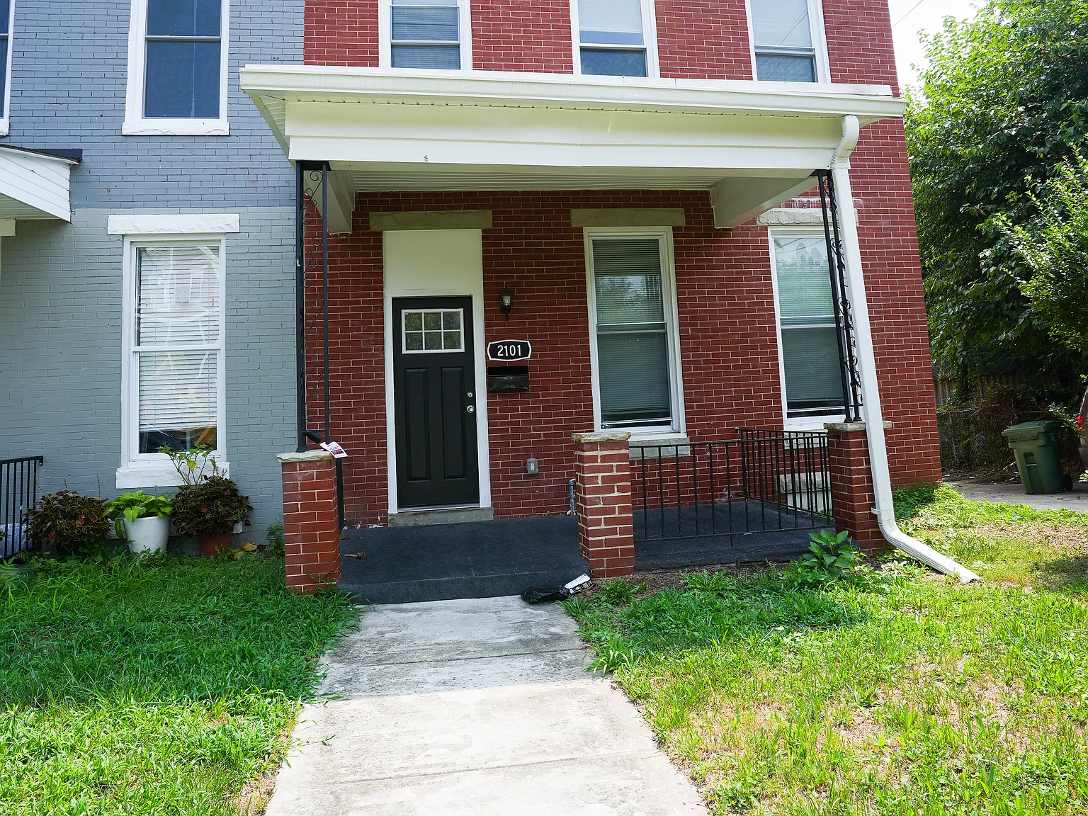 3 bed, 2.0 bath, $1,800 — Photo 1